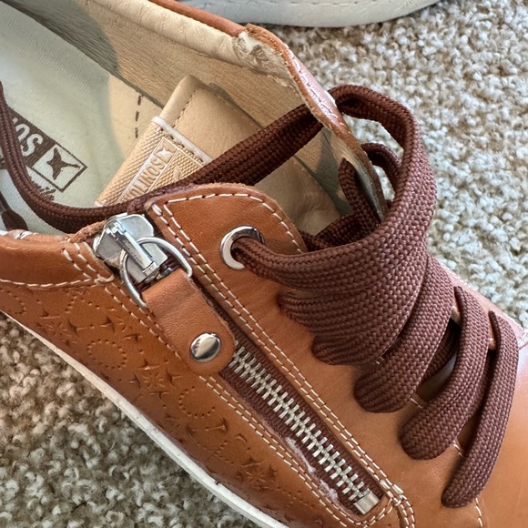 Pinkalinos Lanzarote Women’s Leather Sneakers - Picture 14 of 15